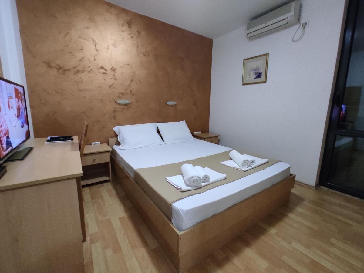 Apartments Mare Budva Luaran gambar