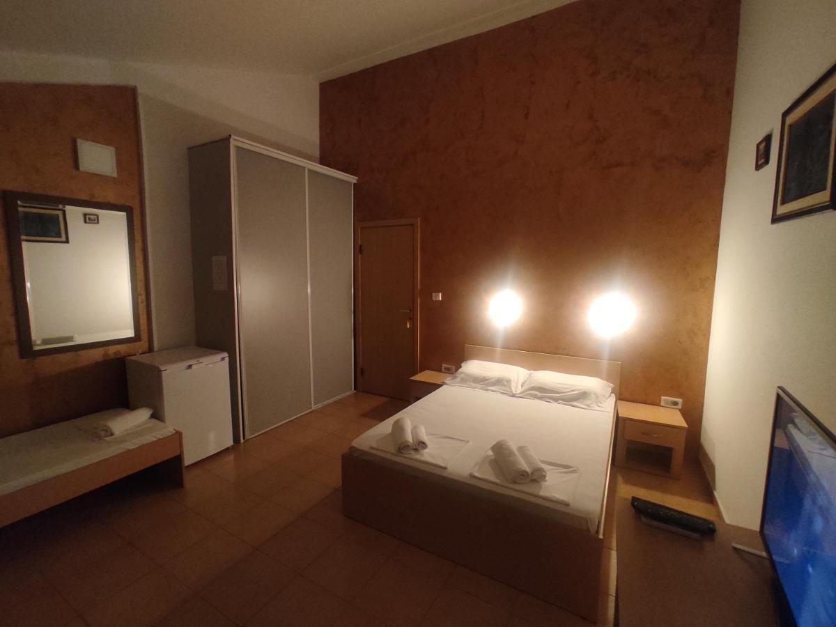 Apartments Mare Budva Luaran gambar
