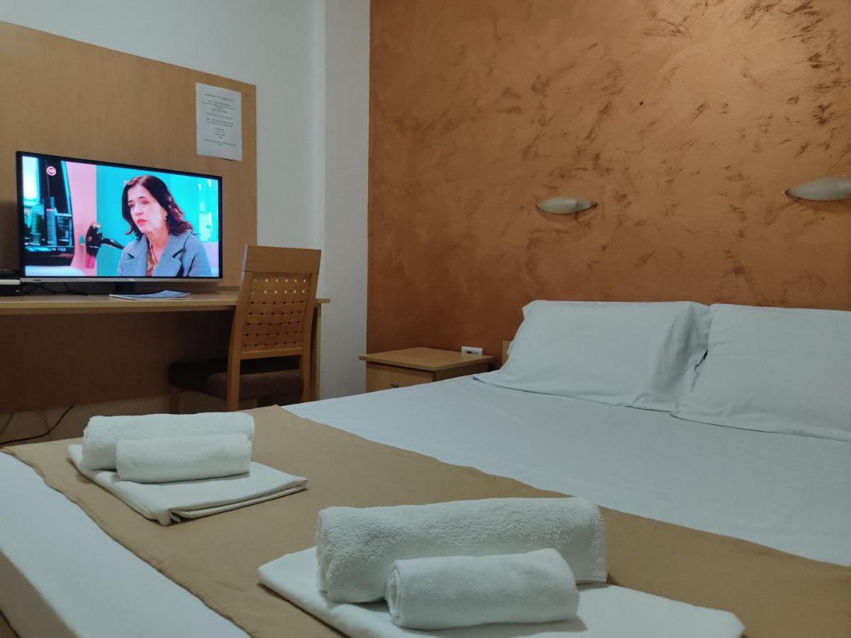 Apartments Mare Budva Luaran gambar