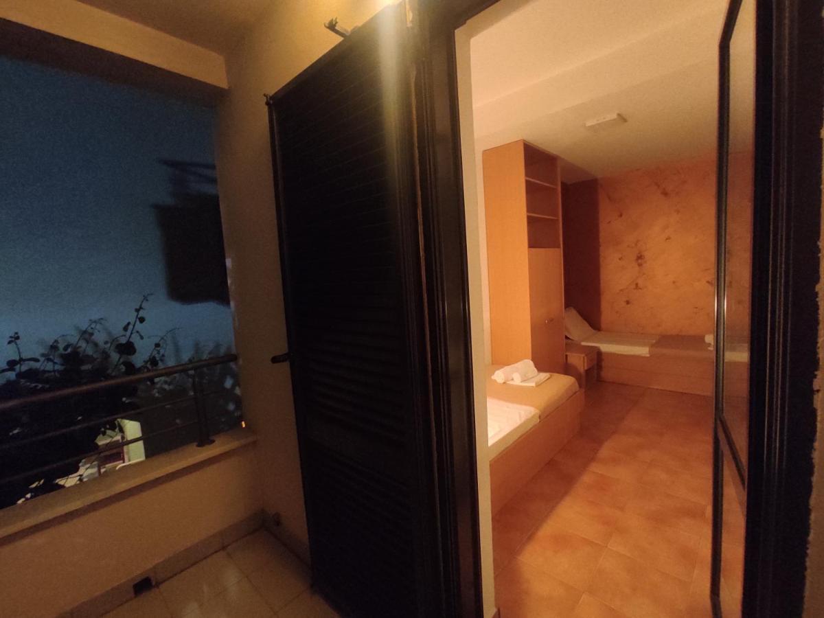 Apartments Mare Budva Luaran gambar
