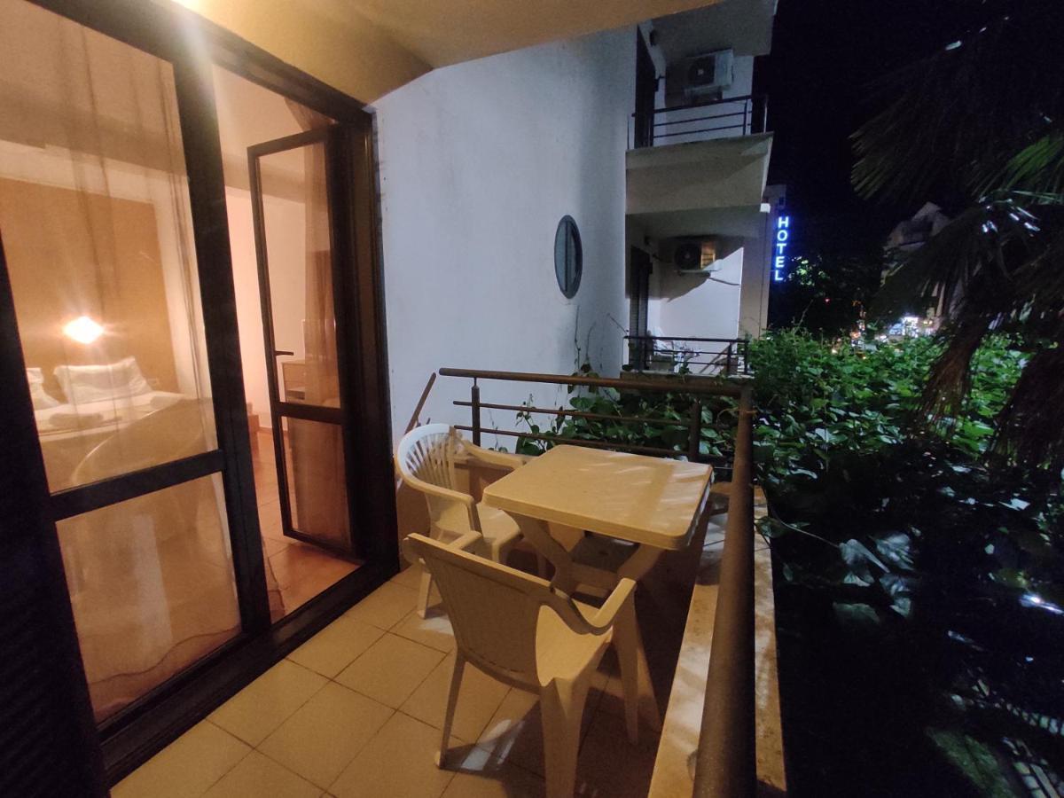 Apartments Mare Budva Luaran gambar